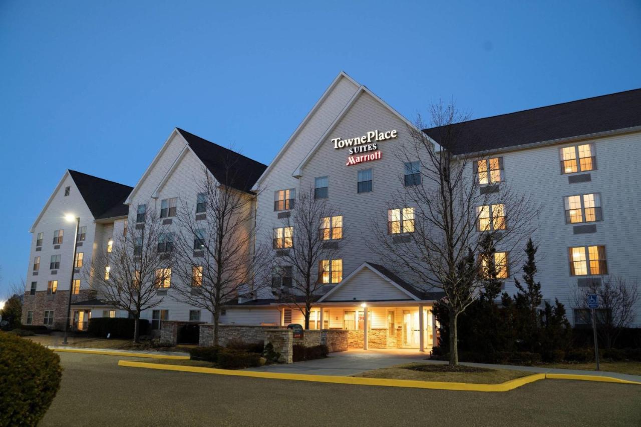 Towneplace Suites Republic Airport Long Island Farmingdale Eksteriør billede